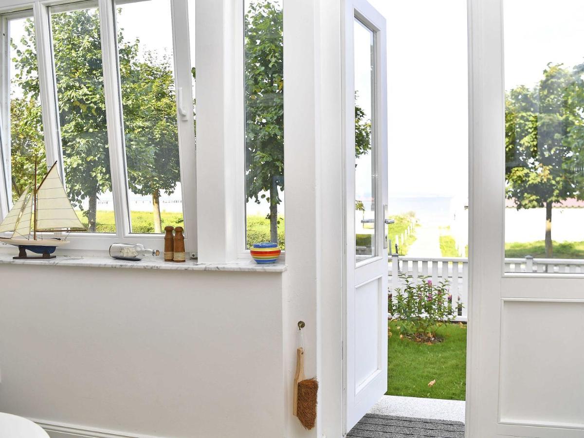 Villa Strandeck In Binz - Wg 1 Mit Meerblick, Terrasse, Wintergarten エクステリア 写真